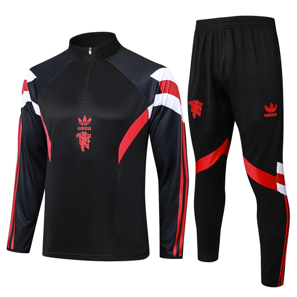 Manchester United 24/25 Tracksuit - Black