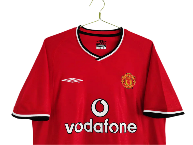 Manchester United Retro 2000/02 Shirt - Red