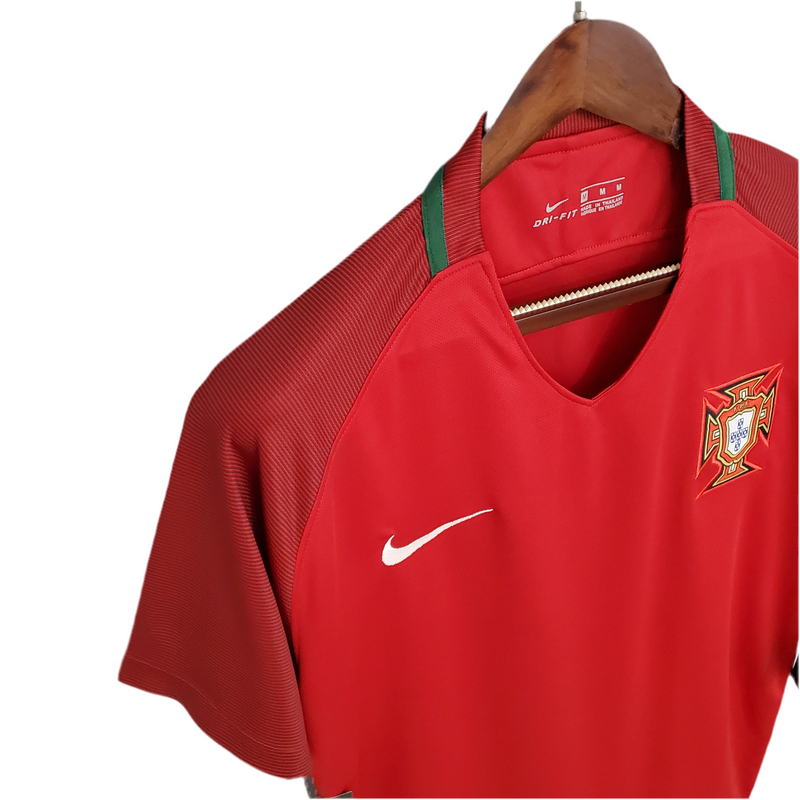 Portugal Retro 2016 Jersey - Red