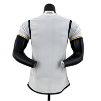 Maillot Real Madrid I avec écusson Champions et FIFA 23/24 - Joueur Homme Blanc