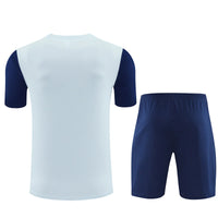 Maillot et short Inter Milan 25/26 - Avant-match