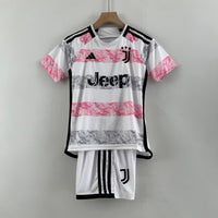 Kit Enfant Juventus II 23/24 - Noir, Blanc et Rose