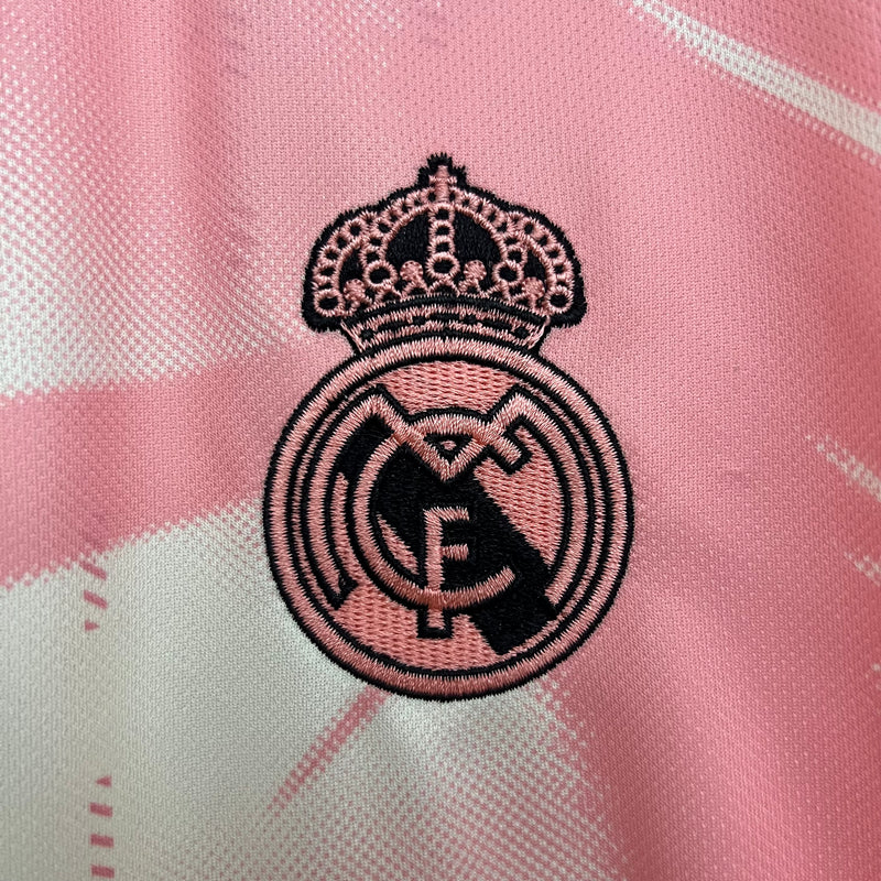 Real Madrid Retro Home Shirt 14/15 - Pink