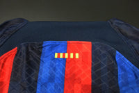 Maillot de joueur Barcelone domicile 22/23 bleu et rouge pour homme